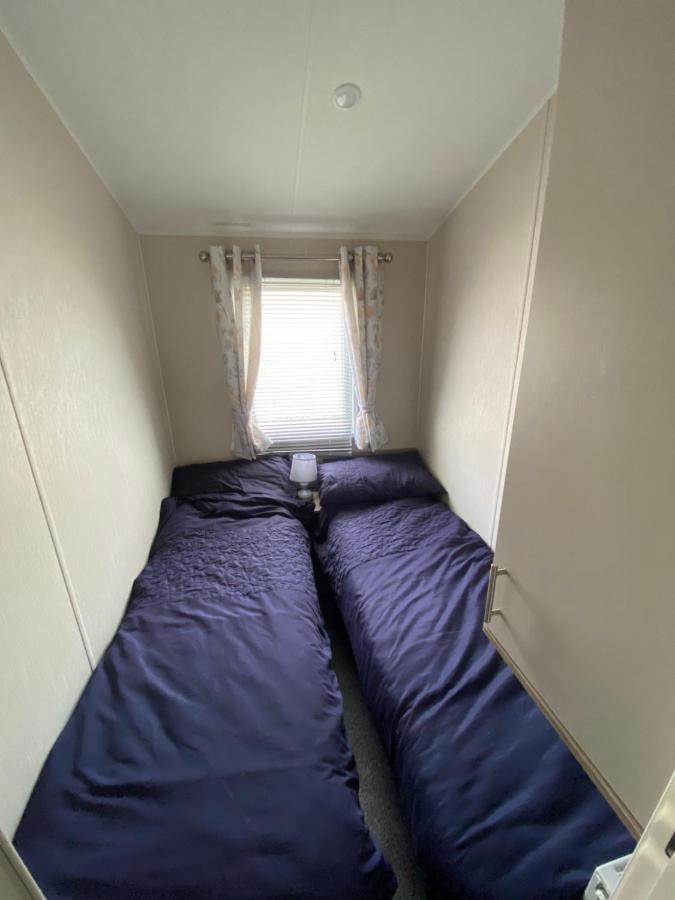 Meadow View 171 - Golden Palm - Central Heating, Wifi, Pet Friendly, Bed Linen - Meadow Lakes Caravan & Lodge Hire Chapel Saint Leonards Buitenkant foto